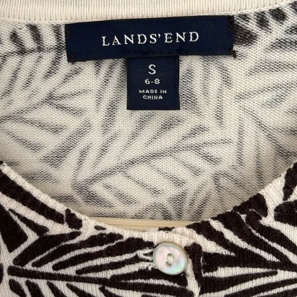 Lands’ End women’s small neutral print button cardigan excellent condition - Picture 2 of 5